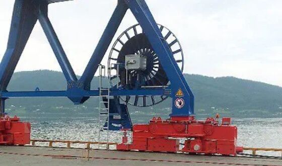 Reels motorizados Reel de mangueira retrátil 250A tambor de cabo para aplicações superiores a 100 kW